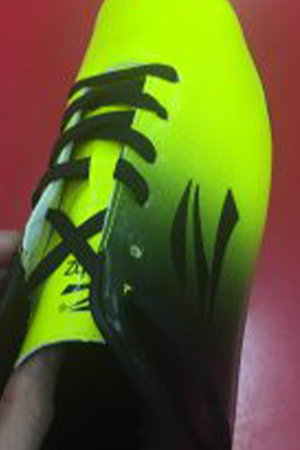 how-to-tie-soccer-cleats