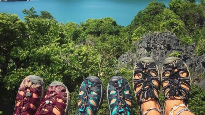 sandals for overpronation women's