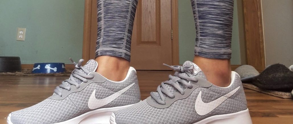 extra-wide-Nike-shoes-for-women