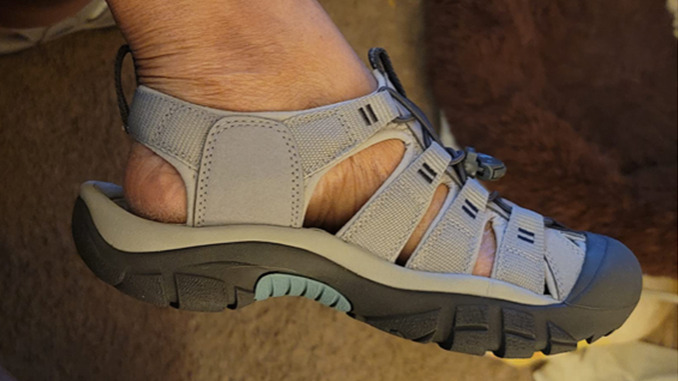Keen-sandal-with-arch-support